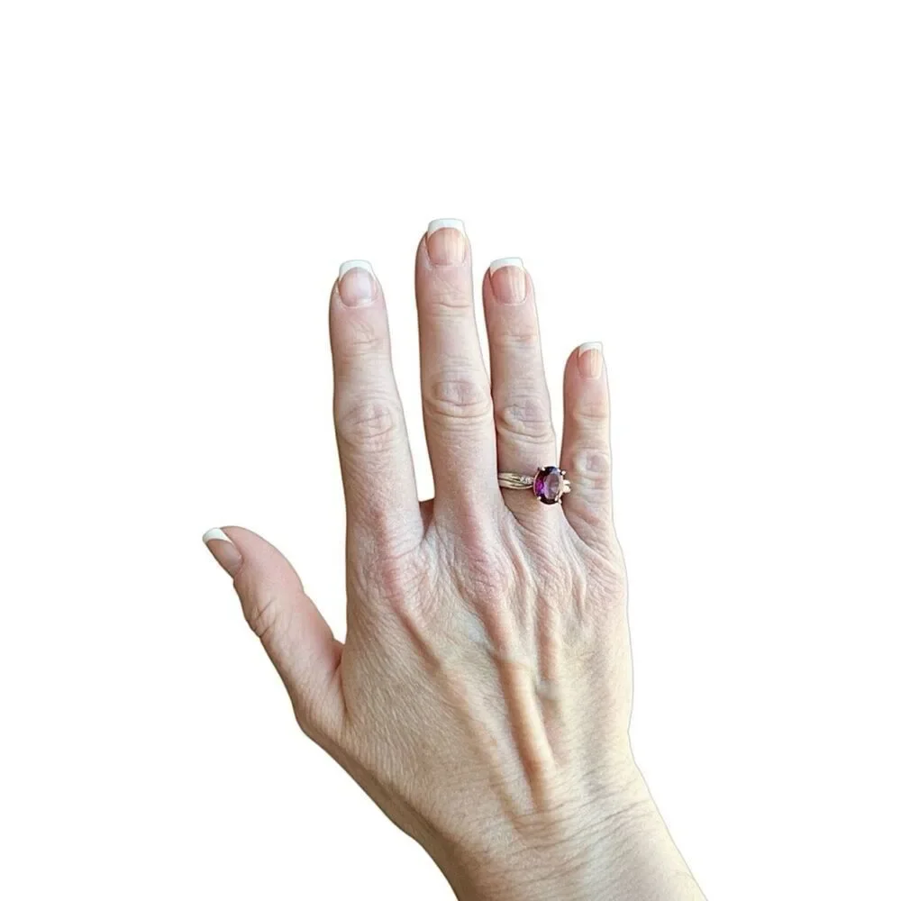 Natural 3.3 Carat Ruby & Four Diamonds Platinum P900 Ring